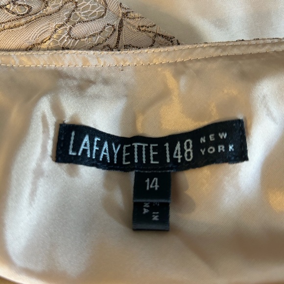 EUC Lafayette148 Silk and Nylon skirt - Size 14 - Picture 9 of 10